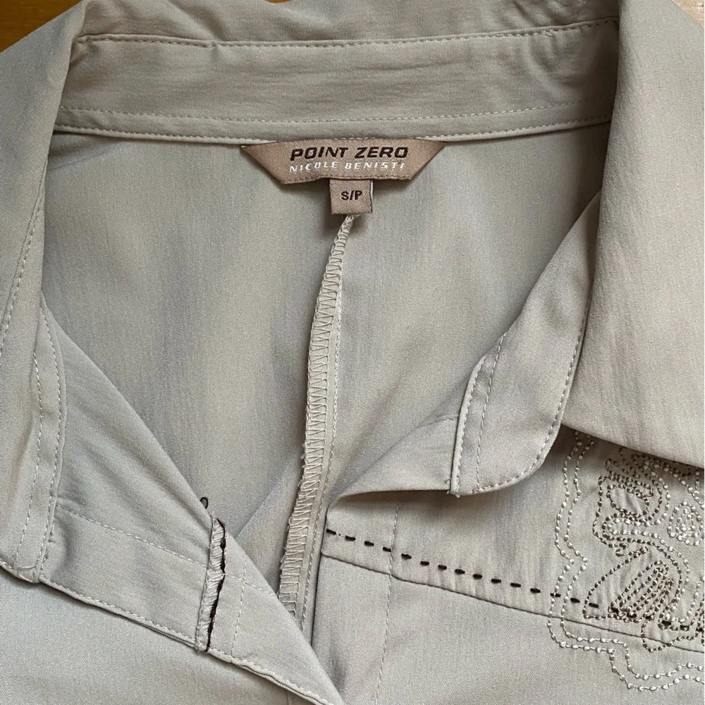 Point Zero Blouse - Picture 3 of 4